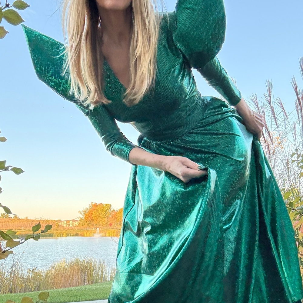 Emerald City Oz gown costume Wicked - Picture 3 of 10